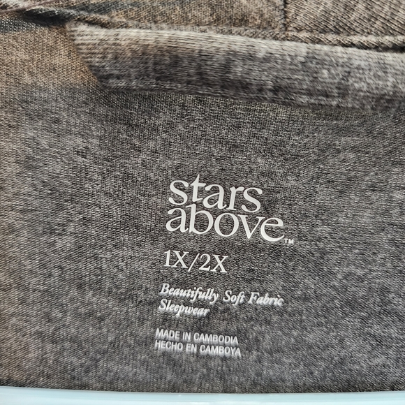 Pajama Set - Picture 7 of 13